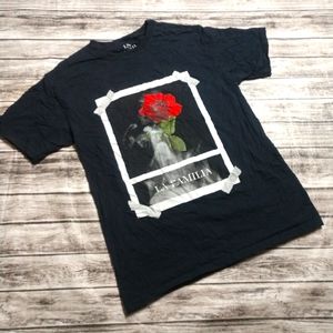 Adult Size Small La Familia Rose Picture Shirt Great Gently Used Condition